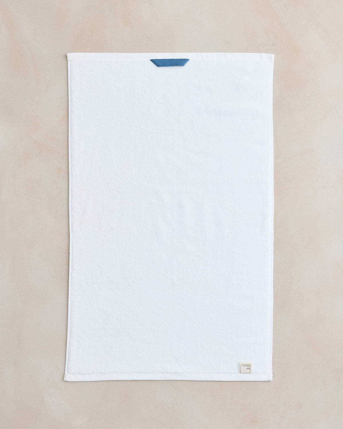 Serviettes de toilette en coton éponge blanc (lot de deux)