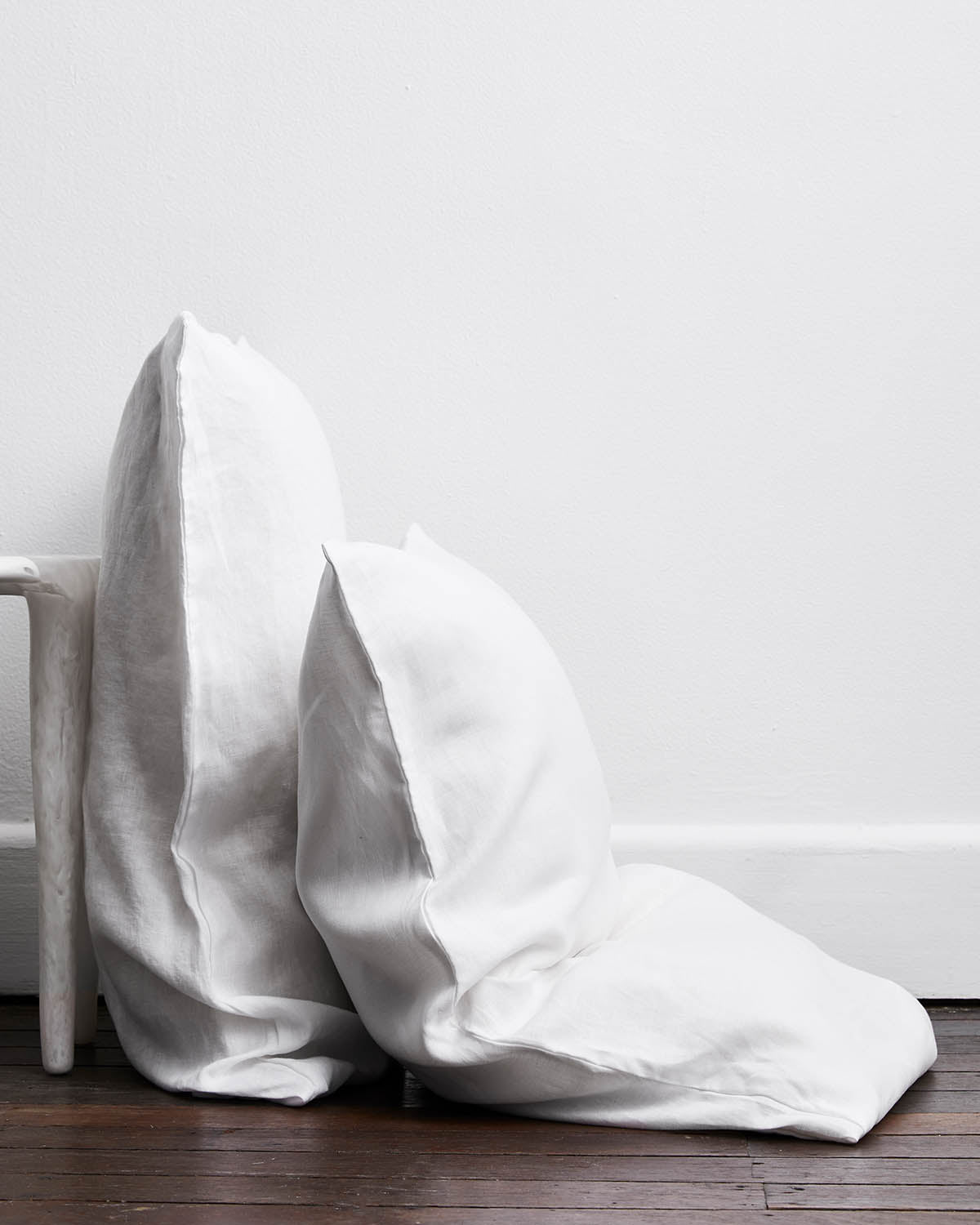 Taies d'oreiller blanches 100% lin français (lot de deux)