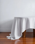 Ensemble de table blanc, rouille et terre cuite